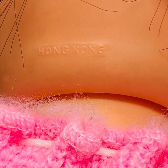 VTG Baby Doll Knit Pjs Pompom Track Suit Open Shut Sleepy Eyes Hong Kong Creepy - Picture 6 of 8